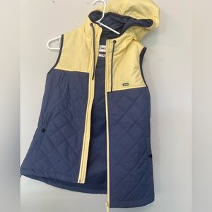 Flag nor fail peak vest